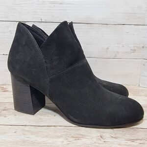 Eileen Fisher Petal boots in black
